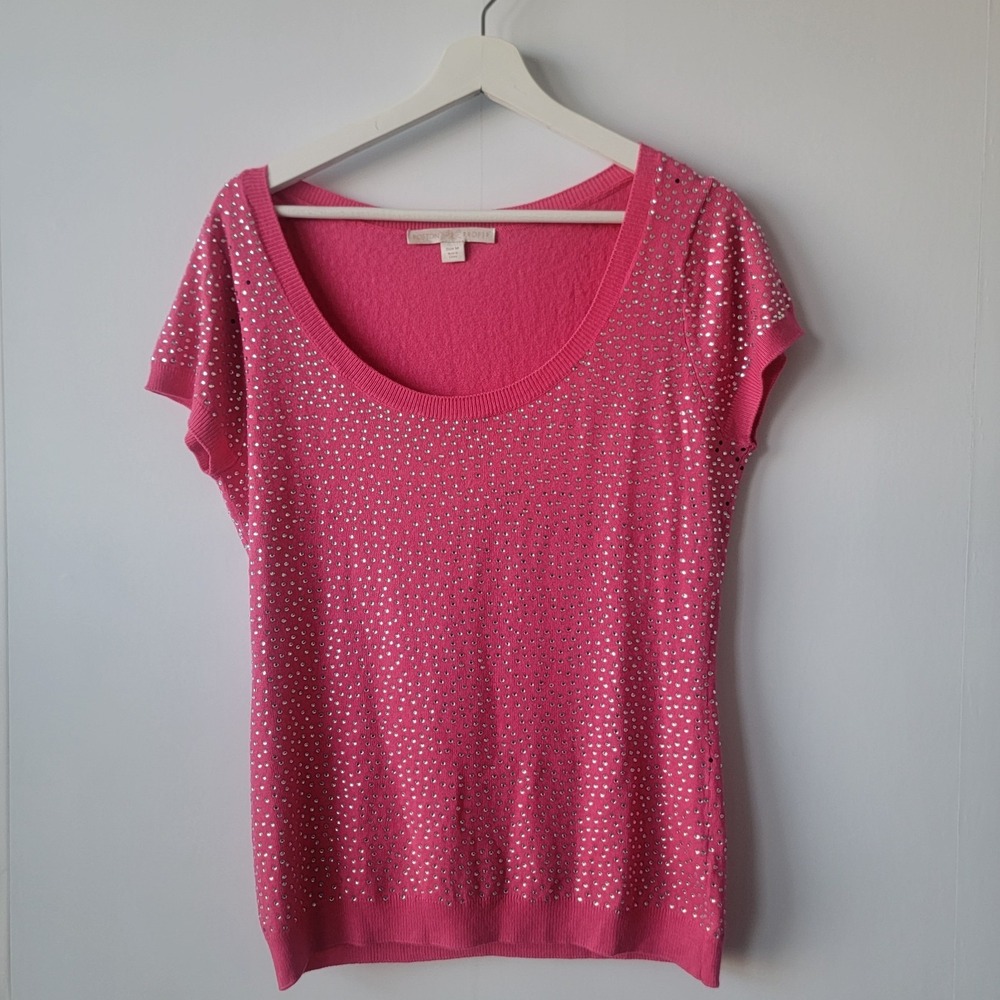 Boston Proper women's Rhinestone Sweater size M Shirt cup sleeve scoop neck Pink